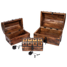 16", 13 1/2", 11" Wide Set of 3 Wooden Chests
